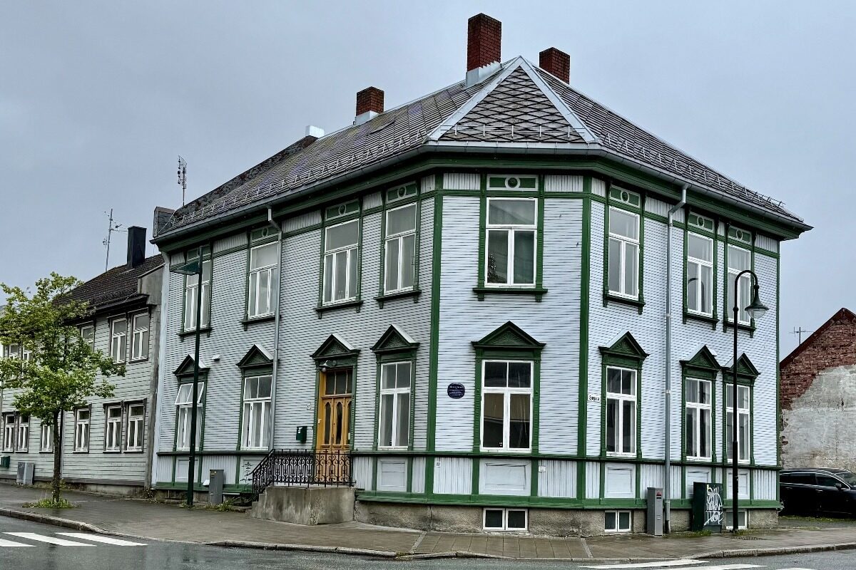 Sakariusgården, a Protected Wooden Building in Levanger