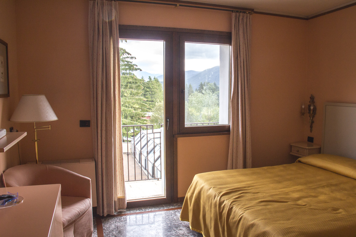 A bedroom at Hotel Sport Daniel in Pescasseroli, Abruzzo, Italy 9883