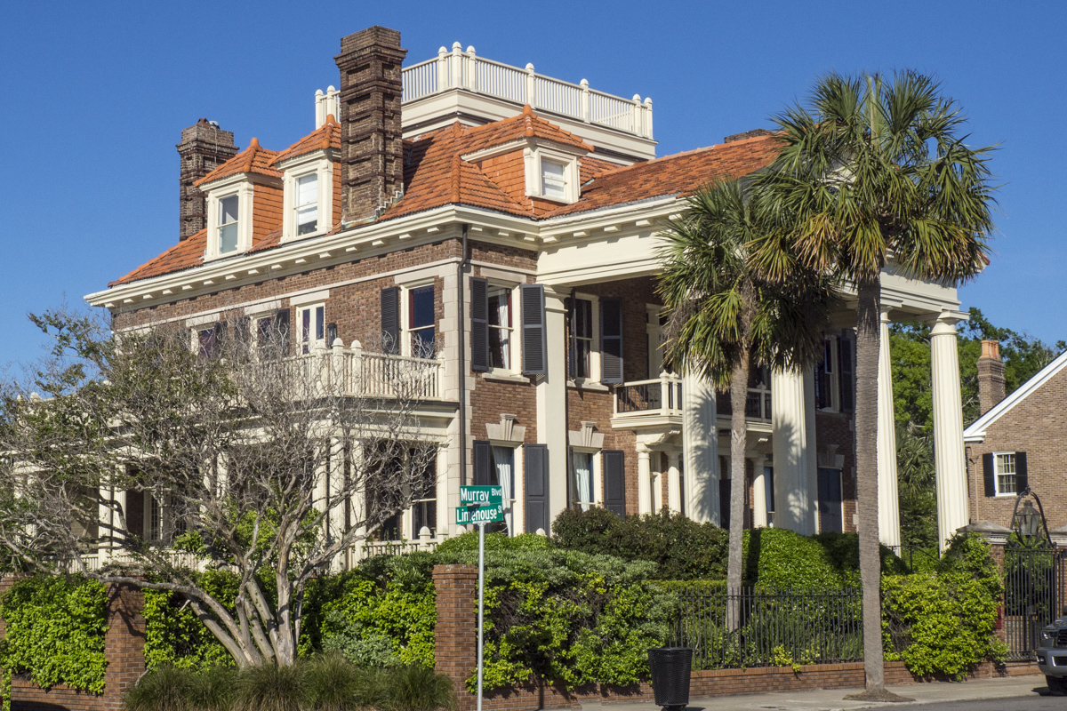An Impressive Houses on The Battery in Charleston 4162281