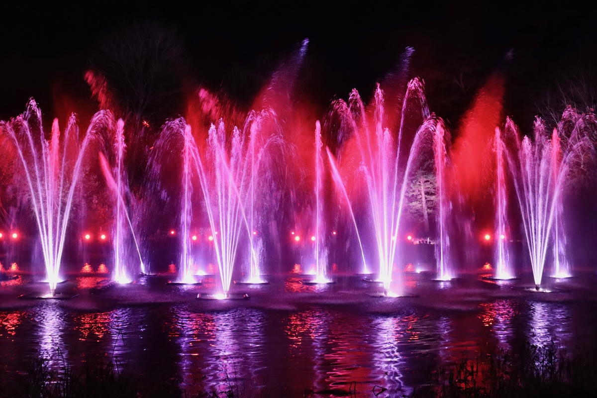 Dancing Fountains on the Christmas Illuminated Light Trail at Blenheim Palace