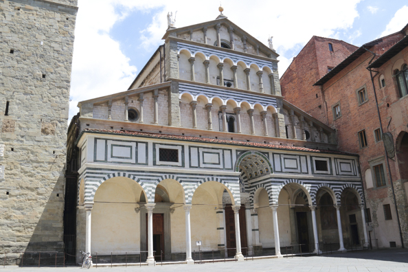 Il Duomo di San Zeno in Pistoia Tuscany