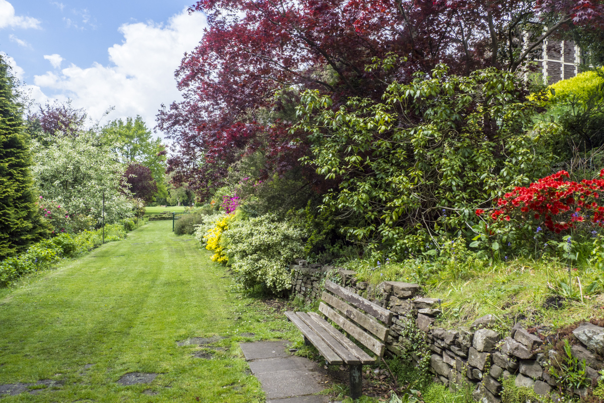 Linda Vista Gardens in Abergavenny in Wales 5101037
