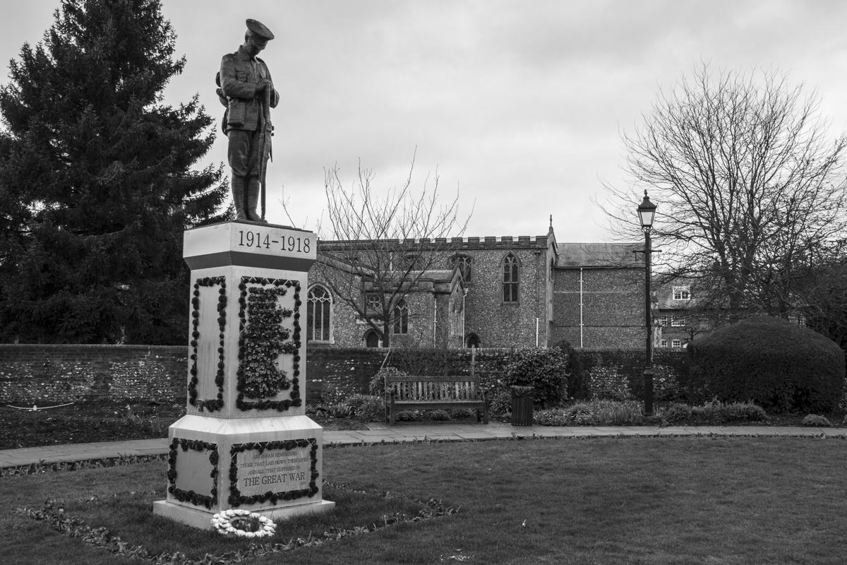 Memorial to the Great War in Old Amersham  0014