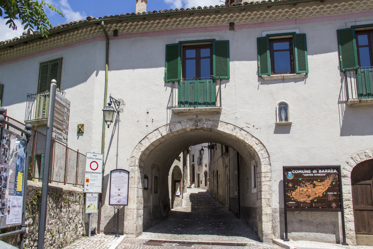 Porta di Sopra, the entrance to the historic centre of Barrea, Abruzzo 0102