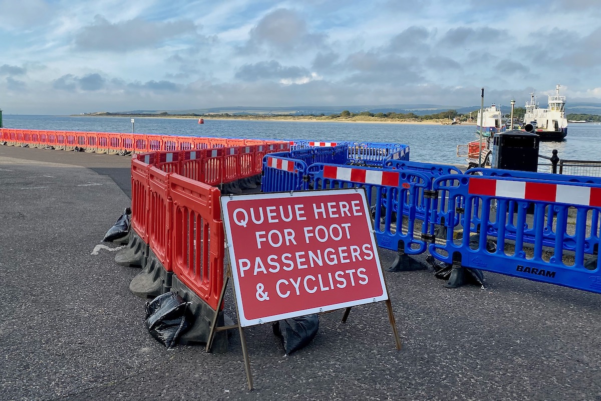 Queuing Lanes for Chain Ferry on Sandbanks in Dorset