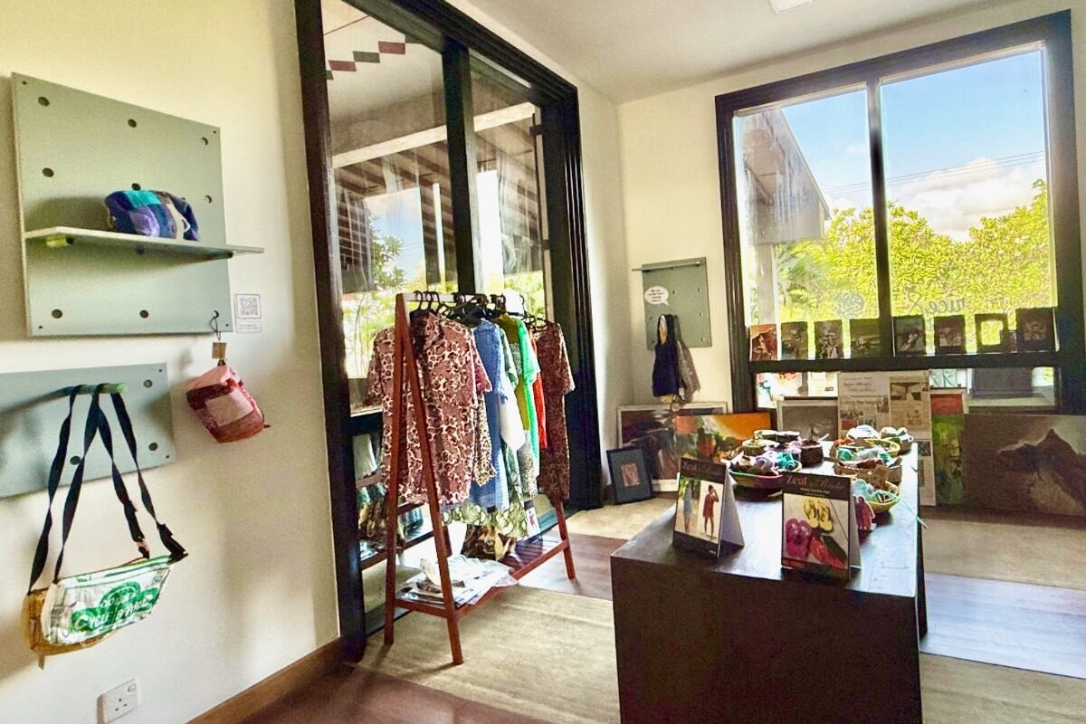 The Shop in Jetwing Beach Hotel, Negombo in Sri Lanka