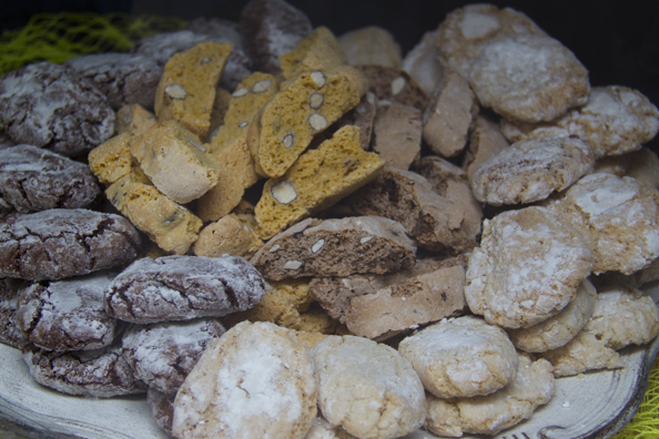 Some of the delicious sweet biscuits for which Tuscany is famous