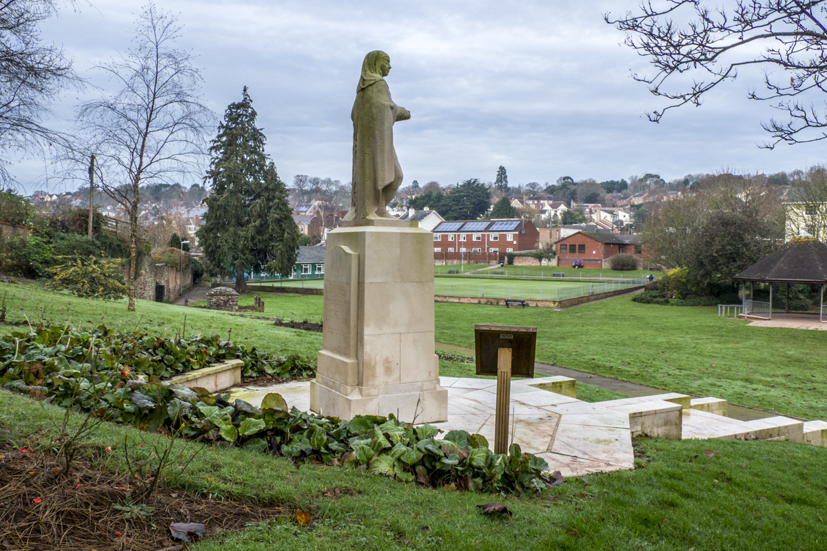 Statue of St Boniface in Newcombes Meadow Park in Crediton, Devon 050027