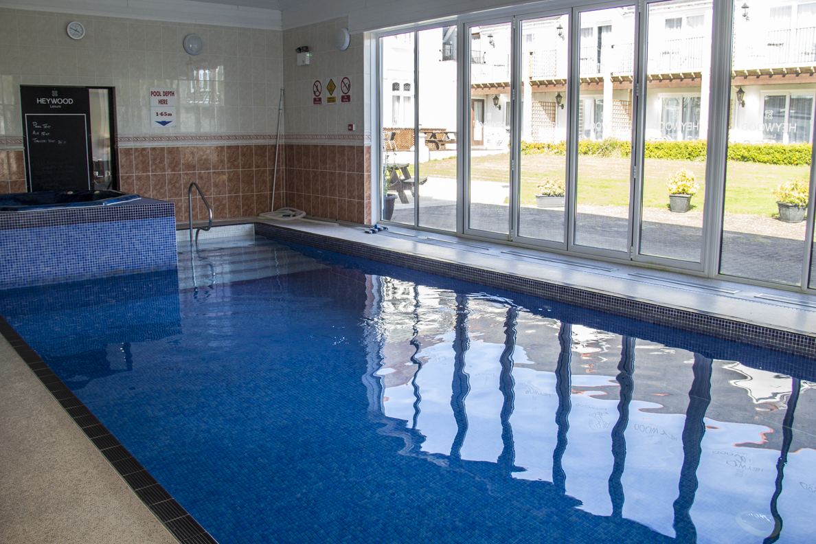 Swimming pool in the Heywood Spa Hotel in Tenby in Pembrokeshire, Wales  6173