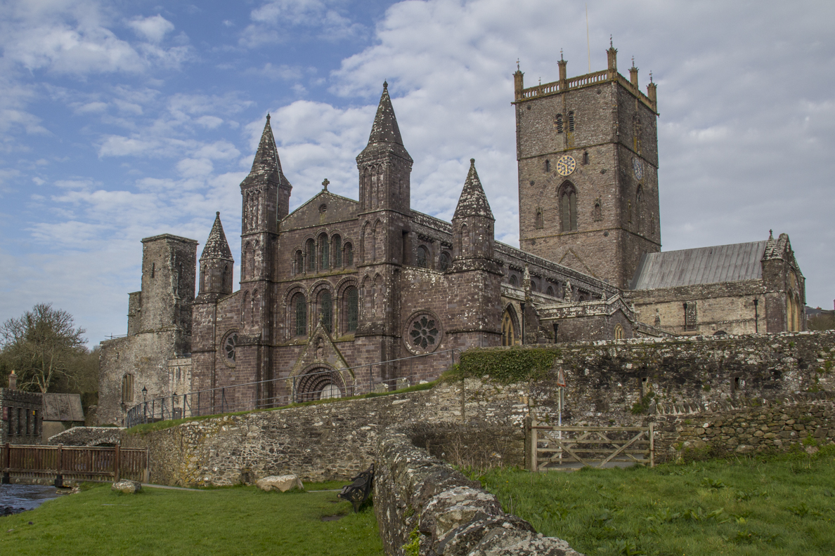 The Cathedral in St David's, Pembrokeshire in Wales    5962