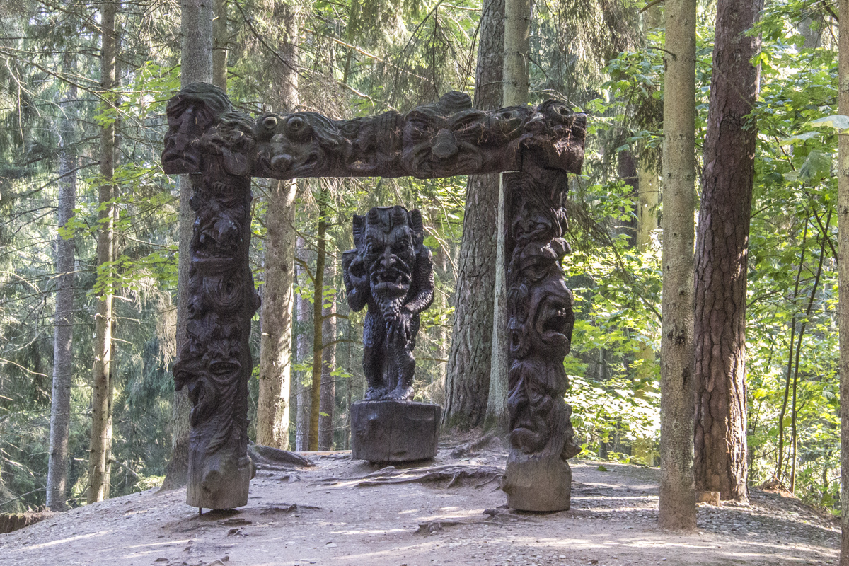 The Gate to Hell Juodkrantė in Lithuania 0052