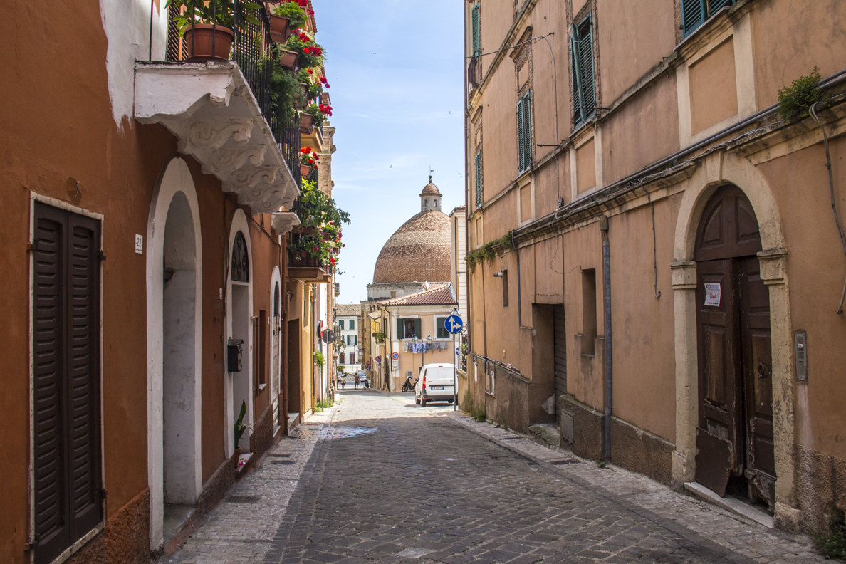 The medieval town of Giulianova in Abruzzo, Italy  9410