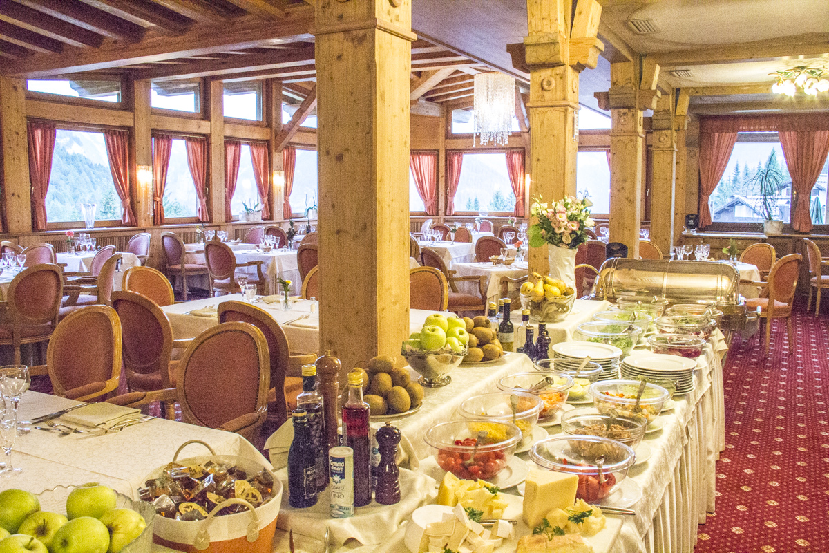 The restaurant at Hotel Lorenzetti in Madonna di Campiglio, Trentino, Italy 2236